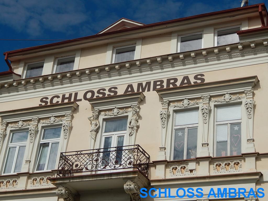 Schloss Ambras Mariánské Lázně Szoba fotó